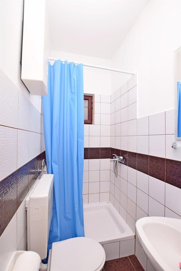 Apartments Katarina Pirovac Ngoại thất bức ảnh