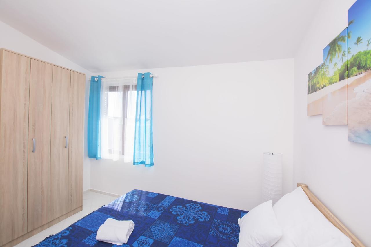 Apartments Katarina Pirovac Ngoại thất bức ảnh