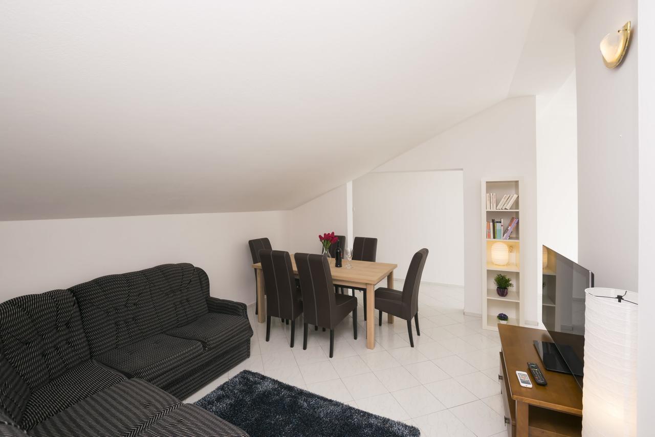 Apartments Katarina Pirovac Ngoại thất bức ảnh
