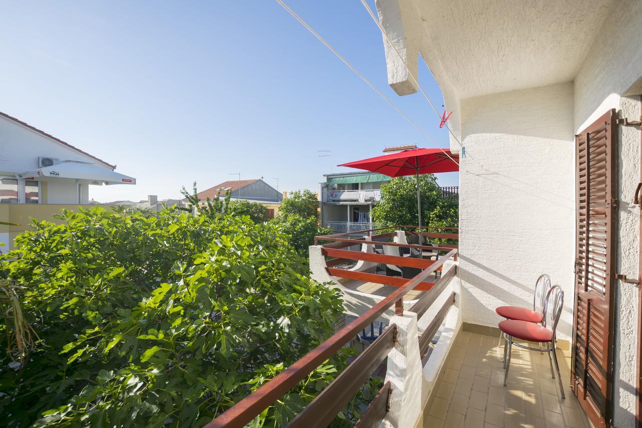 Apartments Katarina Pirovac Ngoại thất bức ảnh